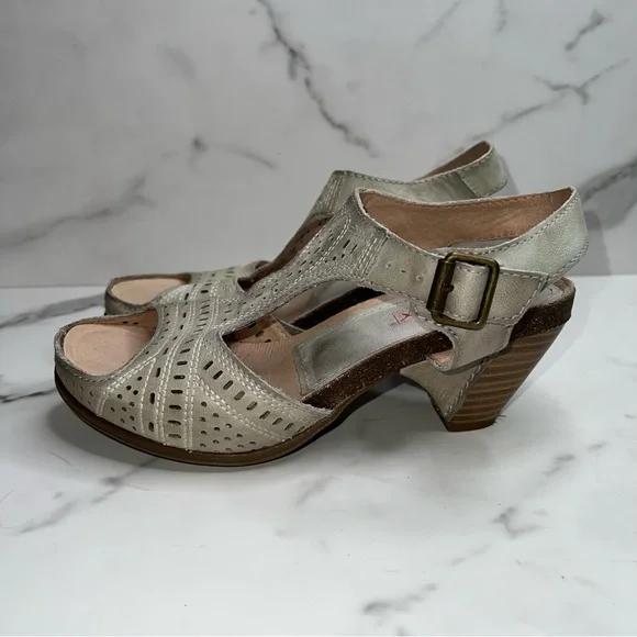 PIKOLINOS Moraira Gray Leather Laser Cut T Strap Sandal Size 37 - Picture 3 of 13